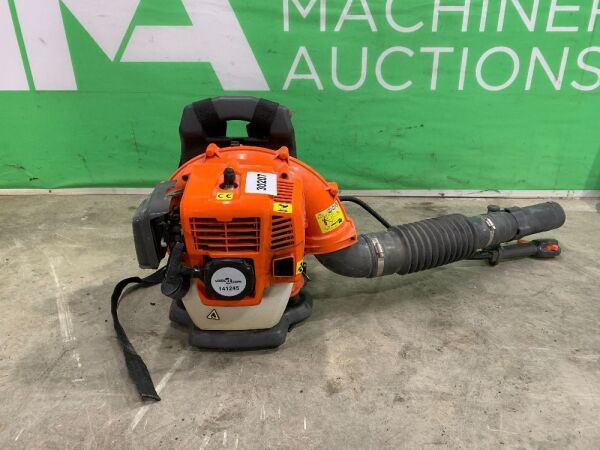 UNRESERVED Vida Petrol Leaf Blower