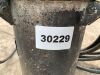 UNRESERVED Paint Pressure Pot c/w Hose - 2