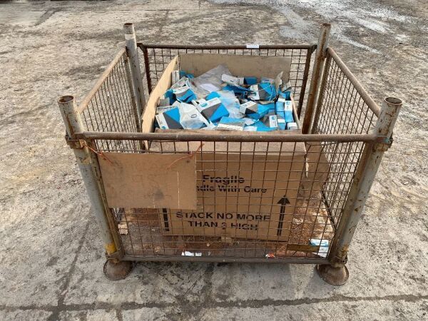 Stacking Steel Cage & 200 + Seal Repair Kits (Volvo)