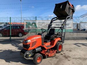 UNRESERVED 2009 Kubota G26 Hydrostatic High Tip Diesel Mower