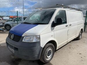 2009 Volkswagen Transporter T30 104BHP LWB