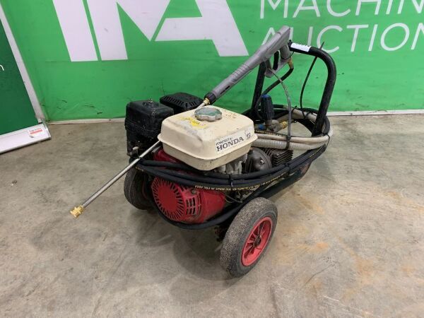 Honda Petrol Power Washer c/w Hose & Lance