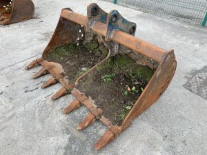 UNRESERVED 2010 R&M 5FT Ditching Bucket (65mm)