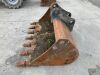 UNRESERVED 2010 R&M 5FT Ditching Bucket (65mm) - 2