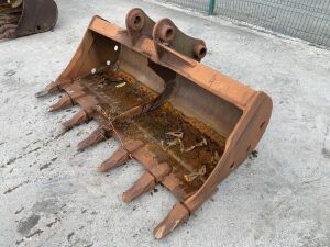 UNRESERVED Tighe 6FT Ditching Bucket (65mm)