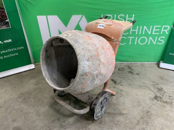 UNRESERVED Belle M12B 110V Cement Mixer