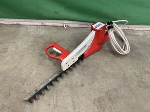 UNRESERVED 220v Hedge Trimmer