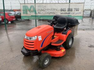 2007 Simplicity Ride On Petrol Mower c/w Grass Box