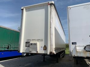 UNRESERVED 2015 Don Bur Tri Axle Curtainsider