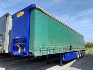 UNRESERVED 2011 SDC Tri Axle Curtainsider