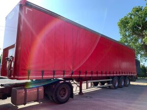 UNRESERVED Montracon Tri Axle Curtainsider