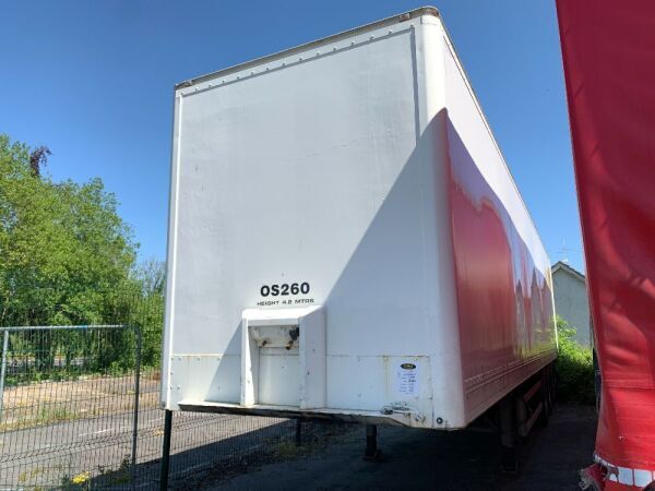 UNRESERVED 2004 Montracon Tri Axle Box Trailer c/w Tail Lift