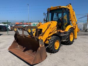 UNRESERVED 2004 JCB 3CX Backhoe c/w 4 In 1 Bucket & Forks