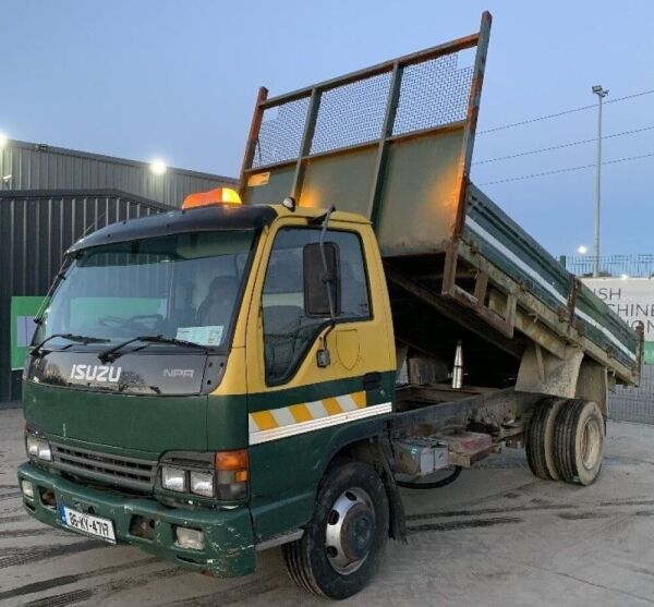 UNRESERVED 2006 Isuzu NPR 6.2T Manual Diesel Tipper