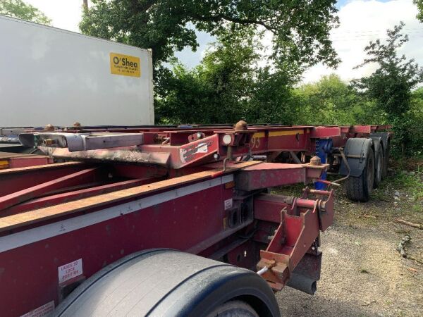 UNRESERVED 2006 Dennison Tri Axle Skelly Trailer