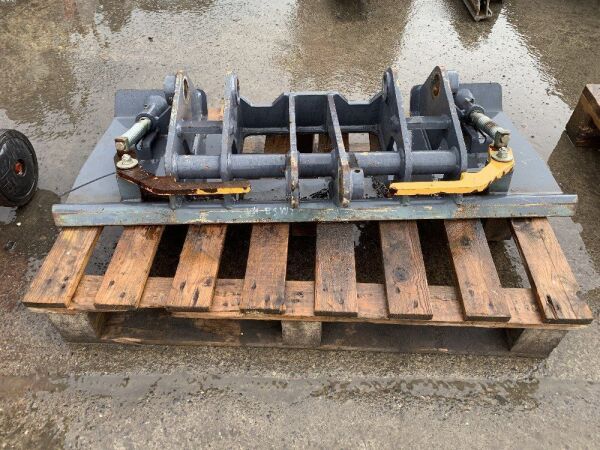 Headstock To Suit Skidsteer/Loader Adapter