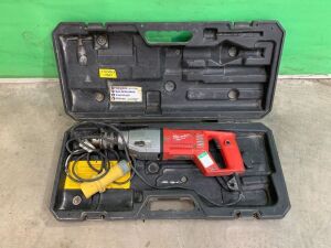 UNRESERVED Milwaukee Heavy Duty 110V Drill