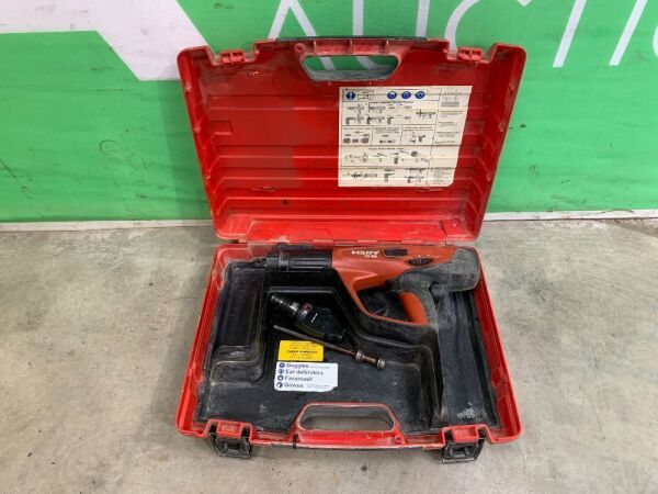 UNRESERVED Hilti DX460 Nail Gun