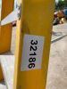 UNRESERVED Lyte 10 Step Fibreglass Ladder - 4
