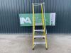 UNRESERVED Clow 4 Step Fibreglass Podium Ladder - 2