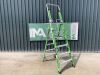 UNRESERVED Little Giant 4 Step Fibreglass Podium Ladder - 3