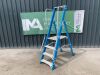 UNRESERVED Lyte 4 Step Fibreglass Podium Ladder