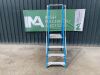 UNRESERVED Lyte 4 Step Fibreglass Podium Ladder - 2