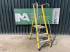 UNRESERVED Clow 3 Step Fibreglass Podium Ladder - 3