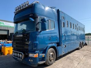 2004 Scania 124L 420 6x2 Horse Box