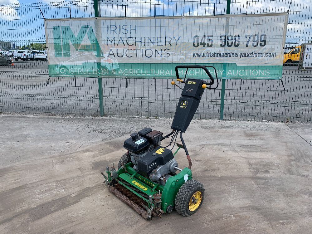 John Deere Pedestrian Greens Mower ONLINE TIMED AUCTION DAY ONE