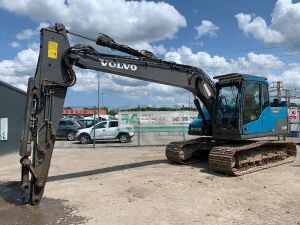 UNRESERVED 2013 Volvo EC140DL 14T Excavator