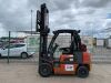 2002 Nissan 2.5T LPG Forklift c/w Duplex Mast and Sideshift - 2