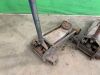 UNRSERVED 2 x Trolly Jacks - 3