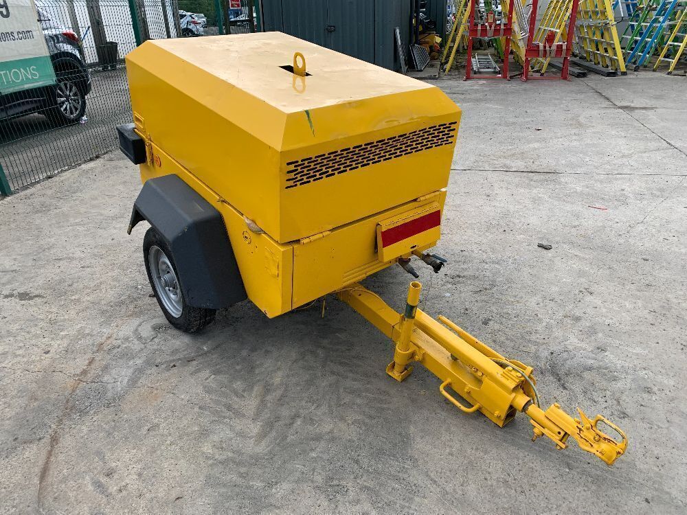 Fast Tow Two Tool Compressor ONLINE TIMED AUCTION DAY ONE