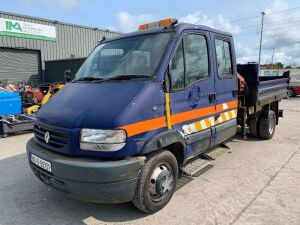 UNRESERVED 2000 Renualt Mascott Crewcab 13065 Tipper