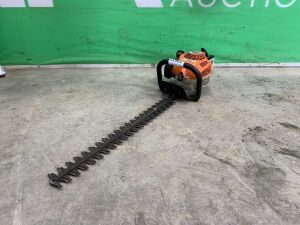 UNRESERVED Stihl HS45 Petrol Hedge Clippers