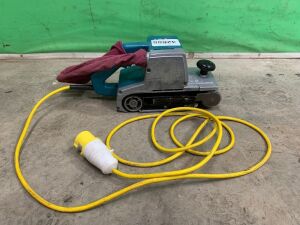 UNRESERVED Makita 9401 1110V Belt Sander