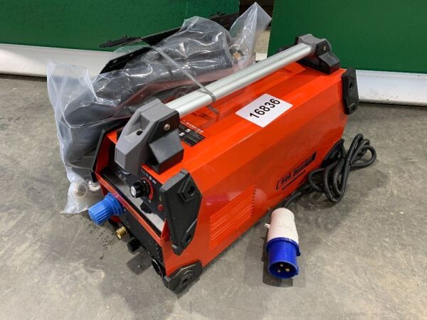 UNRESERVED DC Inverter Plasma Cutter