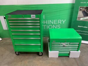 UNRESERVED Portable 26" Tool Chest c/w Top & Bottom Drawers