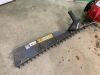 UNRESERVED Honda 4 Stroke Petrol Hedge Clipper - 2