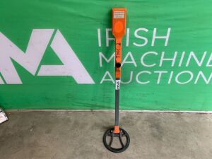 UNRESERVED Elcometer P500 Metal Detector