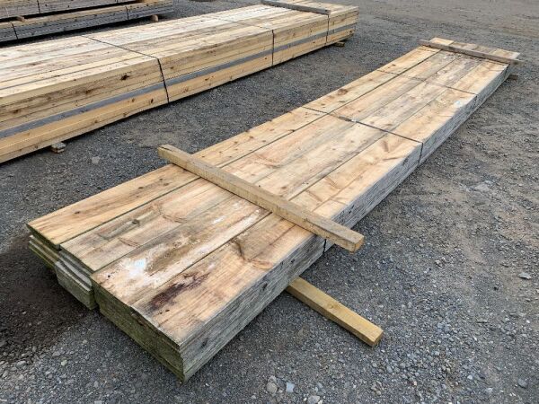 UNRESERVED Approx 32 = 9" x 1" 4.8M Construction Timber