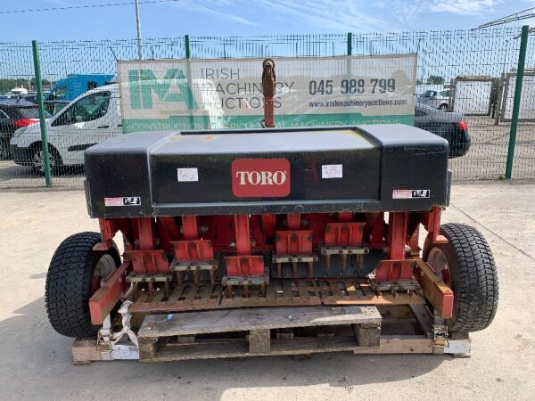 Toro PTO Driven Fairway Aerator c/w Drawbar