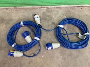 UNRESERVED 2 x Defender Extension Cables