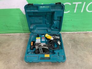 UNRESERVED Makita 3612 110V Router