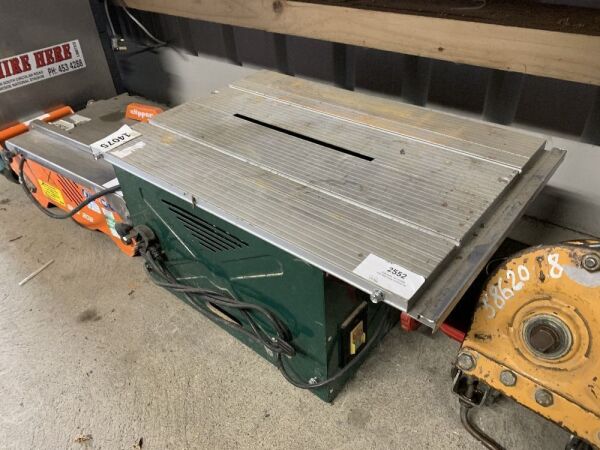 UNRESERVED Parkside 220v Table Saw