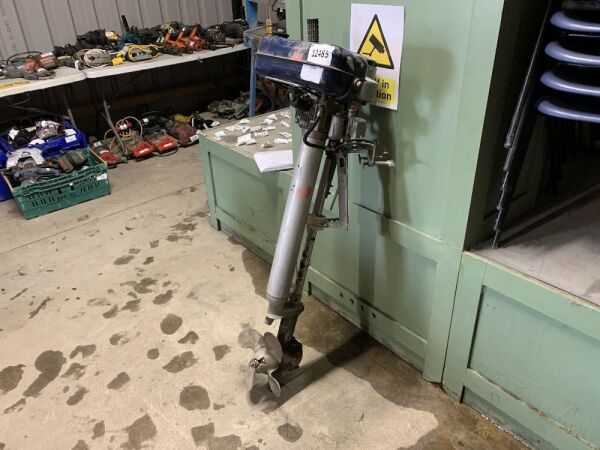 UNRESERVED Small Petrol Outboard Boat Engine