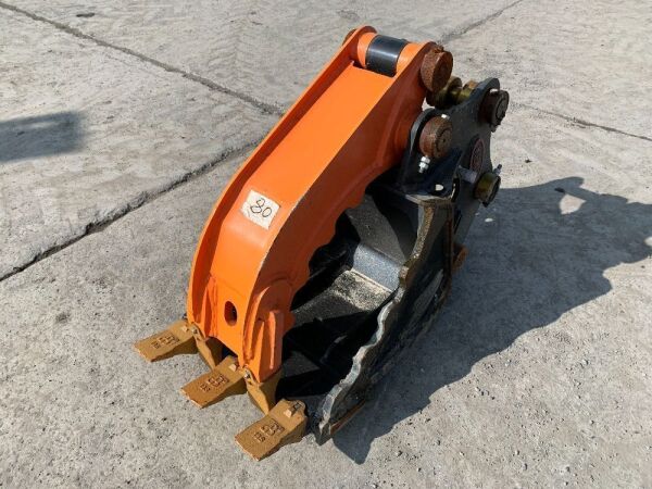 UNUSED Kabonc Hydraulic Thumb Bucket To Suit 2T-4T (40mm)