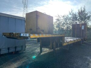 UNRESERVED 1982 Fruehauf Double Axle Low Loader