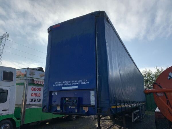 2005 Dennison Tri Axle Curtainside Trailer